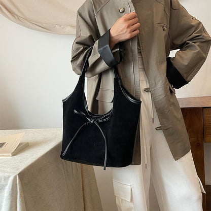 Gemma - Soft Velvet Handbag