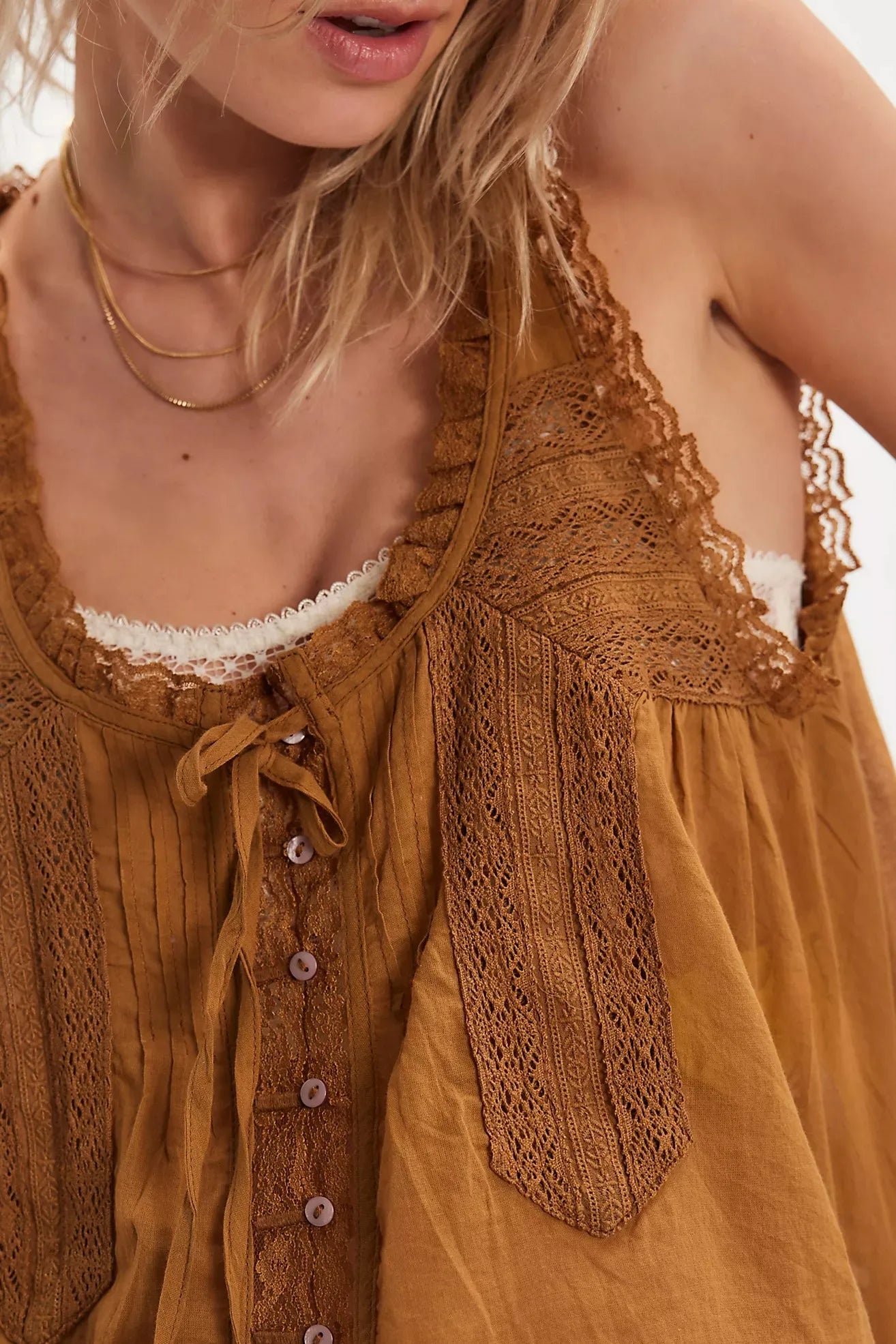 Claire - Airy Lace Ensemble