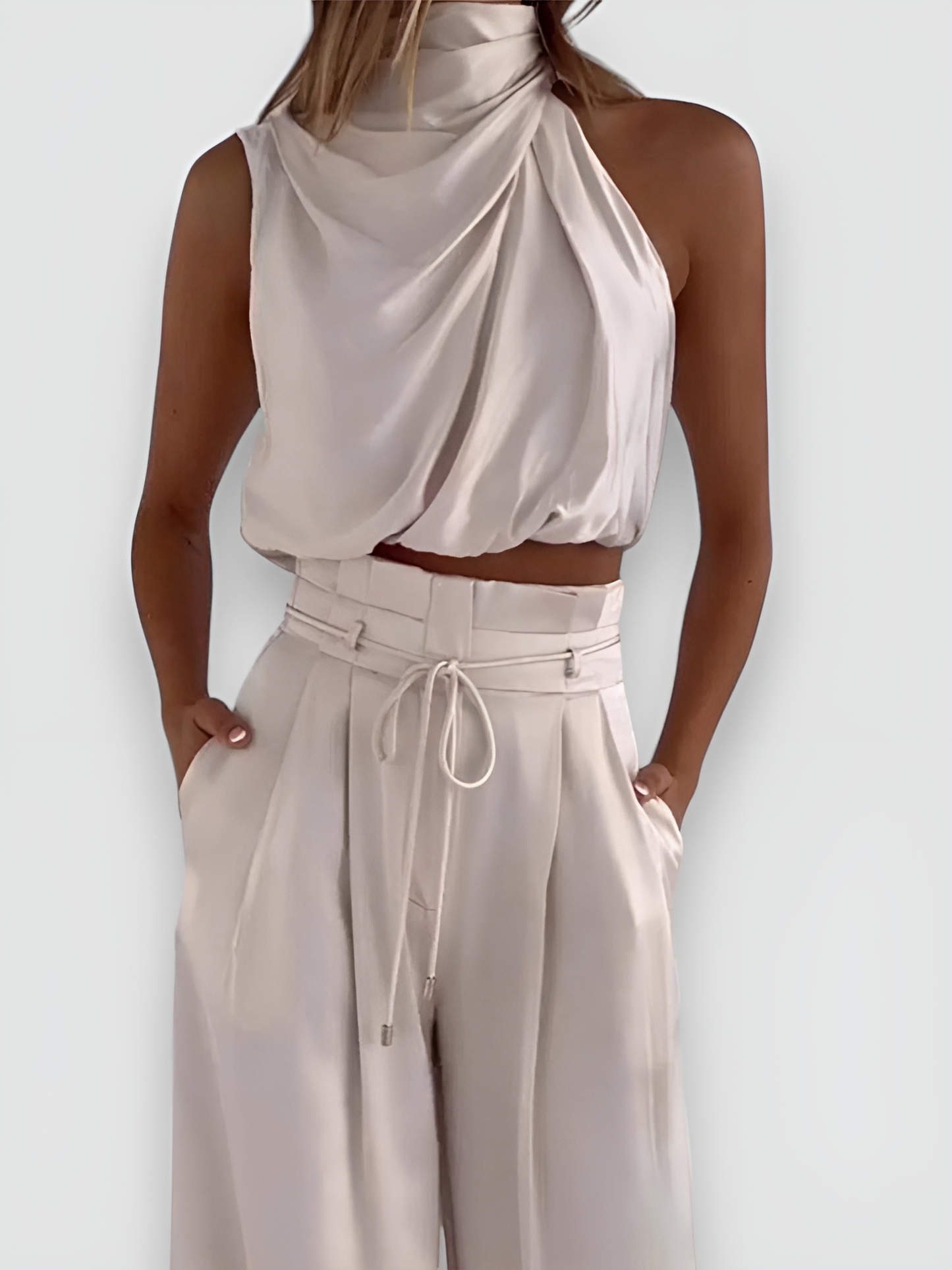 Penelope - Luxurious Satin Set
