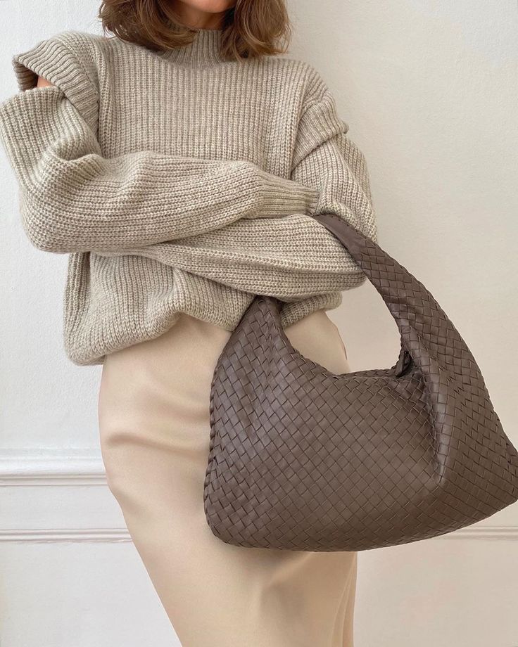 Xaviera - Luxe Woven Bag