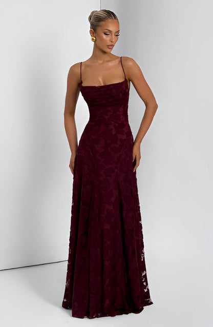 Delilah - Elegant Jacquard Gown